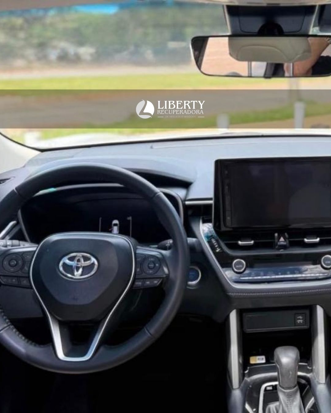 Toyota Corolla Cross 2.0 VVT-IE FLEX GR-SPORT DIRECT SHIFT 2025 Branco Teto Aut Flex 14.300km $ 107.500 (1)