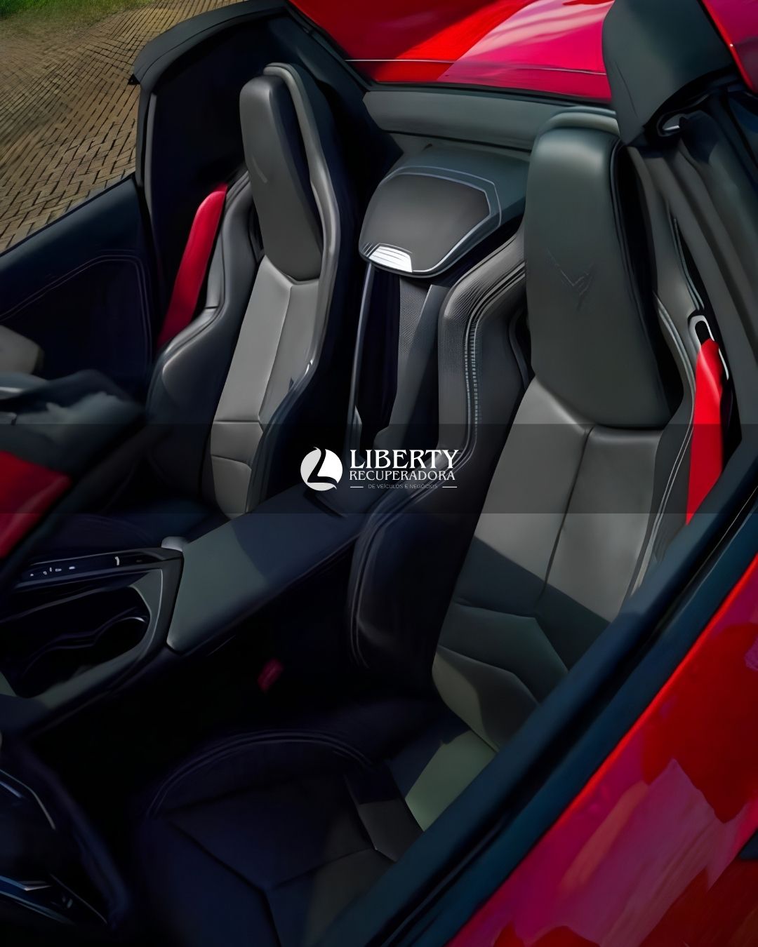 CHEVROLET CORVETTE STINGRAY LT2 6.2 V8 CONVERSÍVEL 2024 - 502 cv - z51 - 4.300km - $ 787.000 (1)
