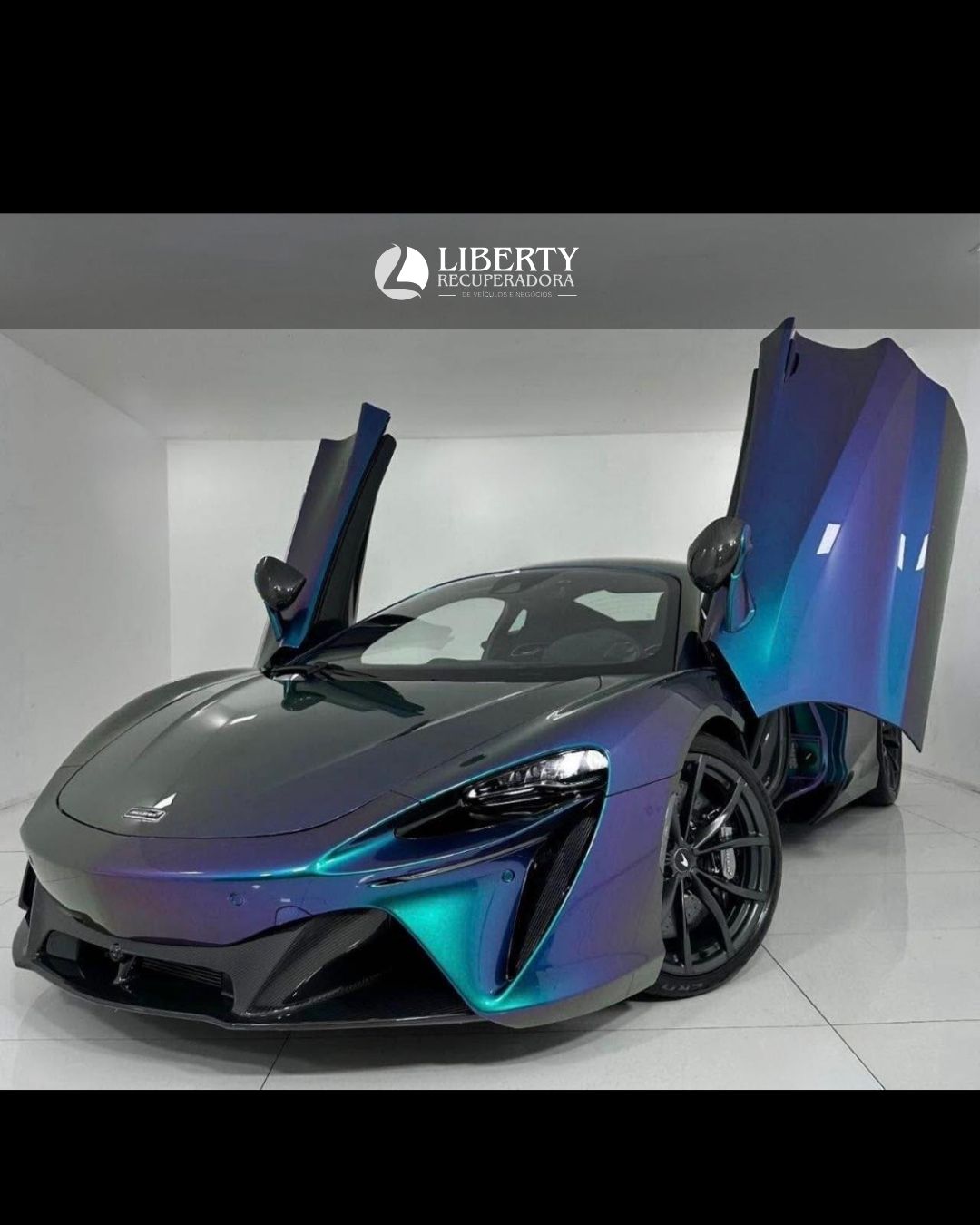 MCLAREN ARTURA COUPÉ 3.0 BI-TURBO V6 HÍBRIDO AUT, 680CV 2023 - 2.660k - $ 1. 550.000 (1)